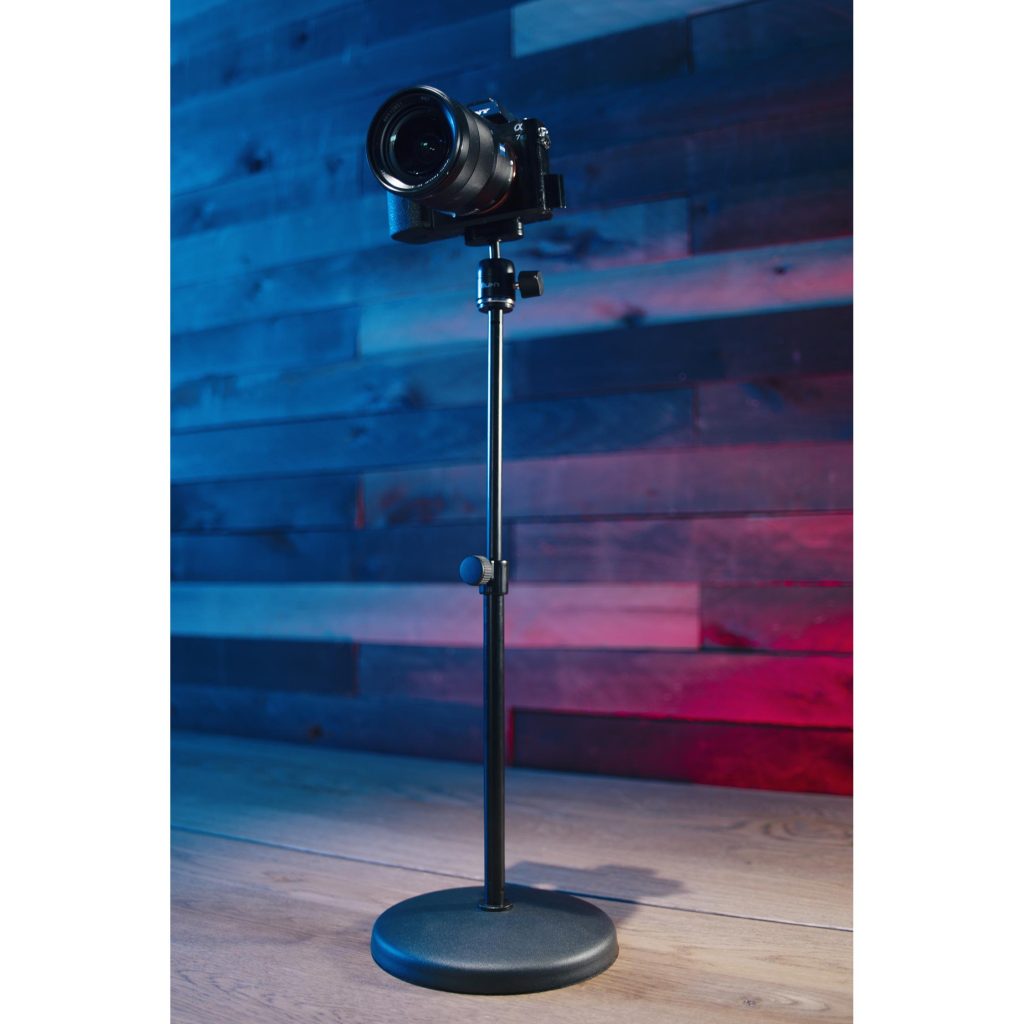 HomeStream™ 21" Variable Height Table Top Light & Camera Stand Ikan