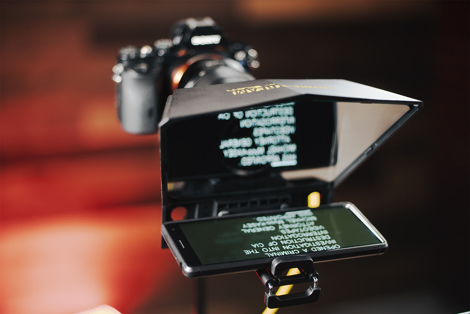 HomeStream™ Smartphone Teleprompter for DSLR, Mirrorless Cameras