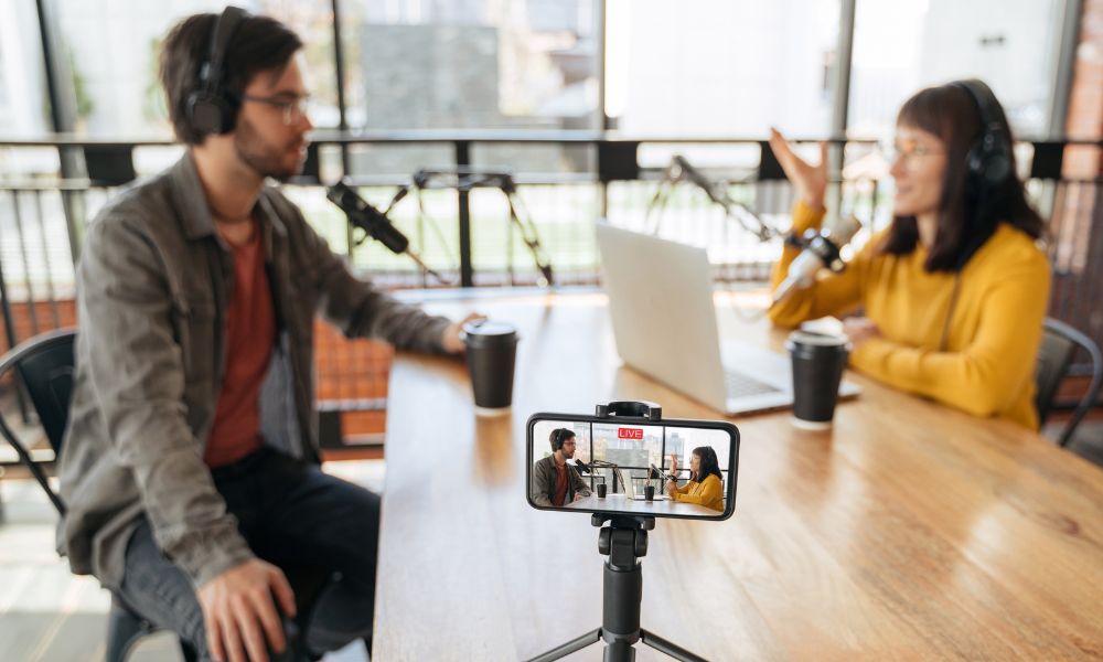 4 Examples of Effective Branding Using Live Streams