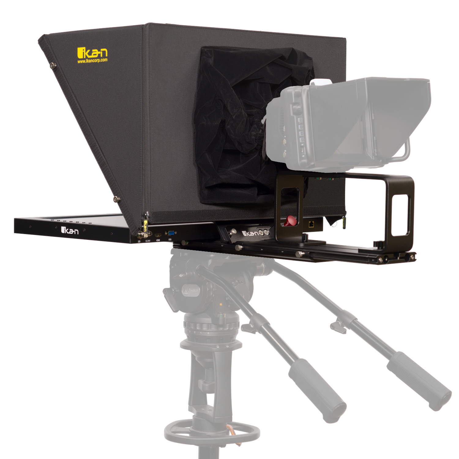 PTZ Teleprompter for Corporate AV and podcast studios – professional PTZ camera teleprompter providing clear script delivery and natural eye contact for high-quality video production